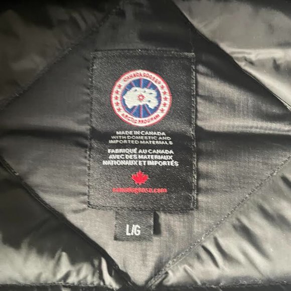 SOLD - Black Canada Goose Lodge Hoody - Picture 4 of 13